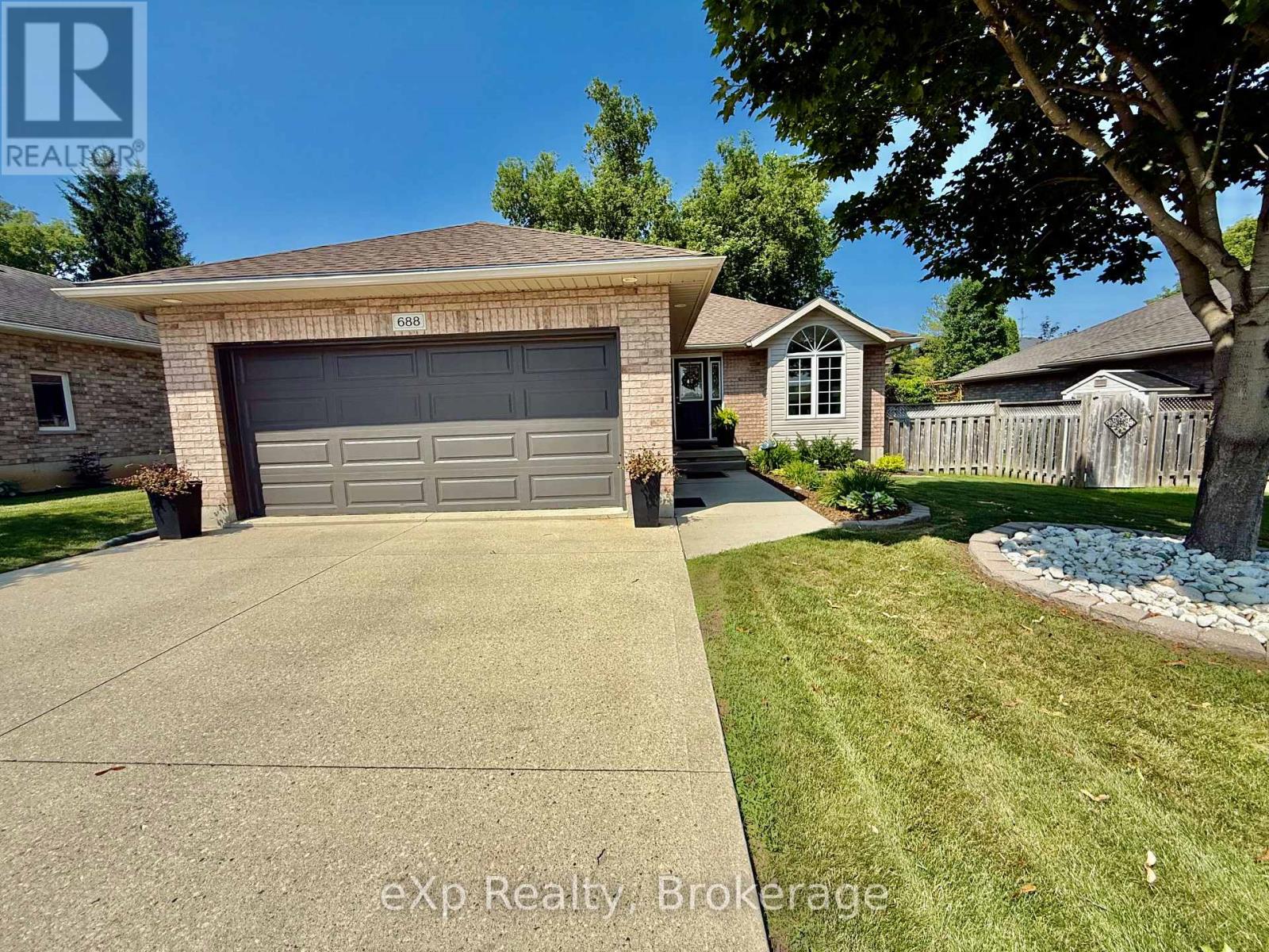 Property at 688 22ND AVENUE image 1