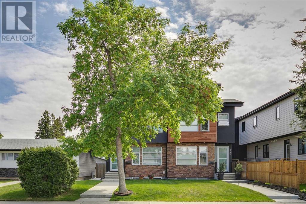 Property at 944 43 Street SW image 2