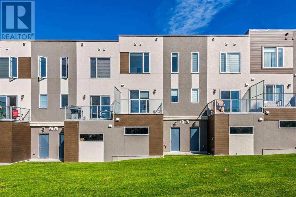 Property at 507 Shawnee Square SW image 4