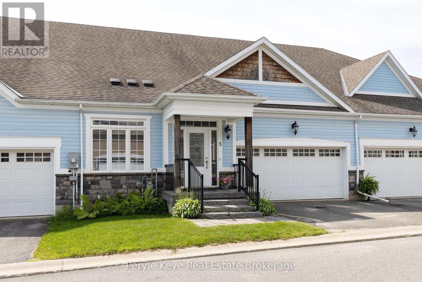 5 Prescott Crescent, Bracebridge, Ontario  P1L 0B7 - Photo 4 - X12287480
