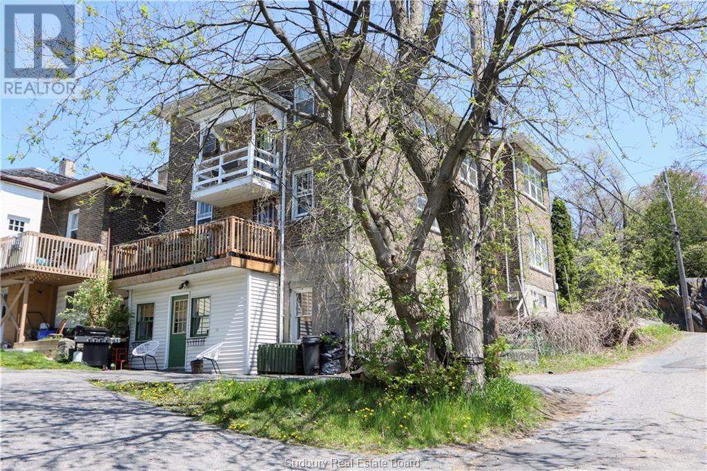 Property at 223 Mackenzie Street image 1