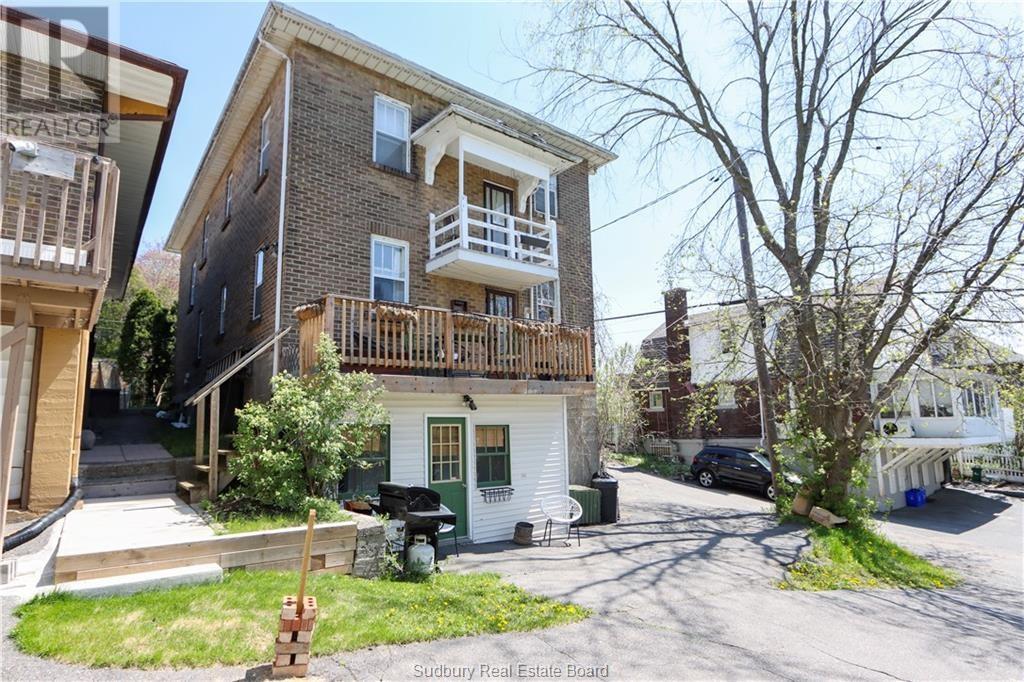 Property at 223 Mackenzie Street image 2