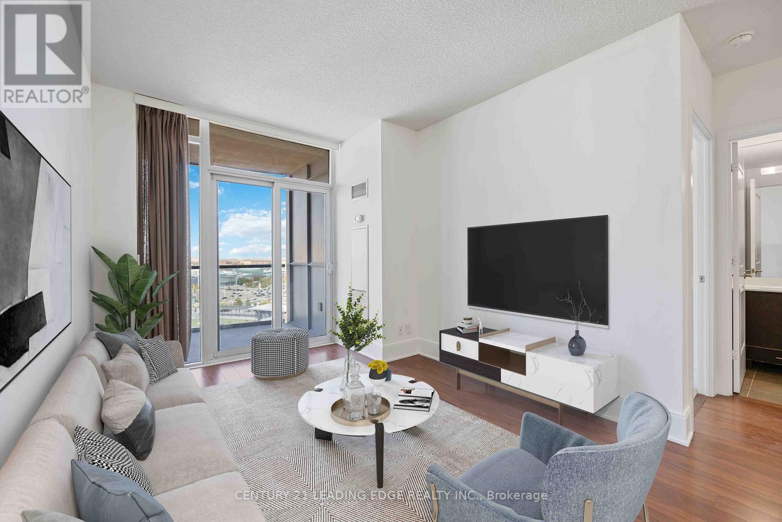 1506 - 330 Burnhamthorpe Road W, Mississauga (City Centre), Ontario  L5B 0E1 - Photo 1 - W12206351