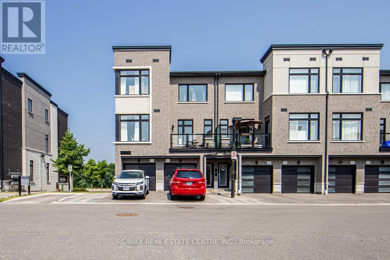Property at 220 - 2550 CASTLEGATE CROSSING image 1