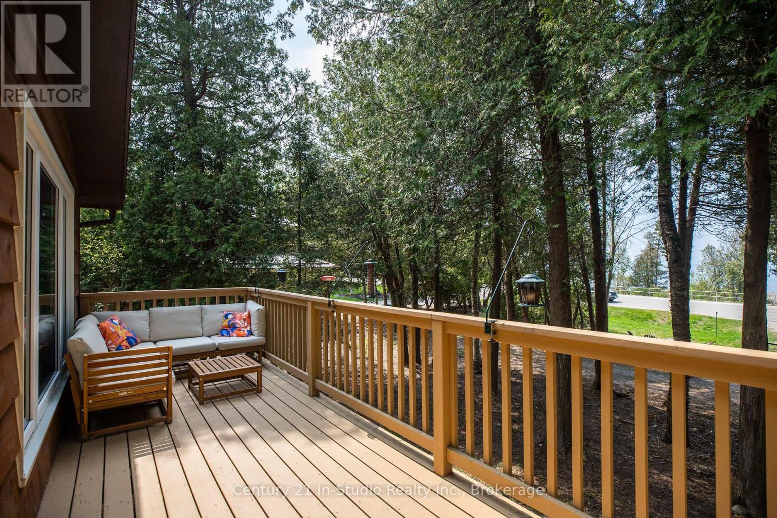 24 Miramichi Bay Road, Saugeen Shores, Ontario  N0H 2C6 - Photo 2 - X12173048