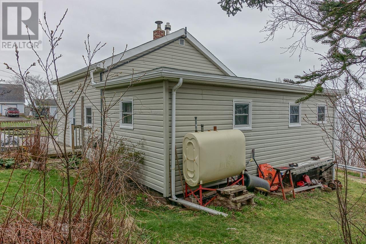 22 Pent Road, Harbourville, Nova Scotia  B0P 1E0 - Photo 3 - 202511036