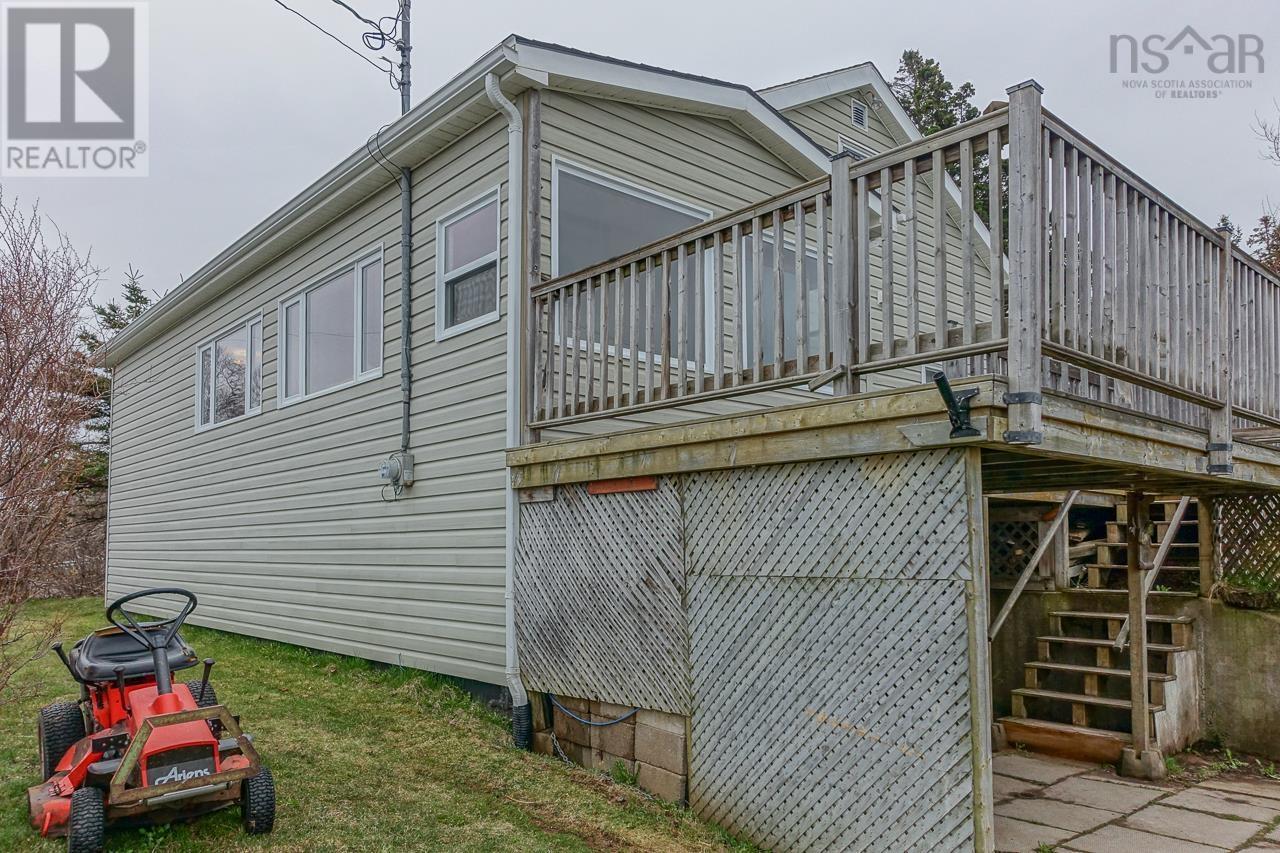 22 Pent Road, Harbourville, Nova Scotia  B0P 1E0 - Photo 2 - 202511036