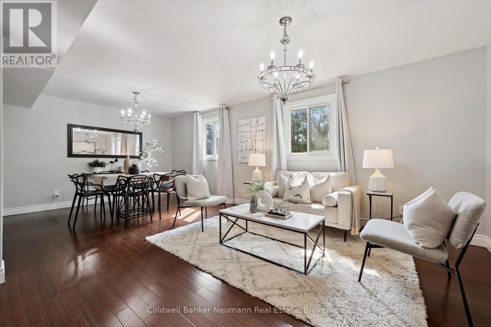 Property at 251 METCALFE STREET image 4