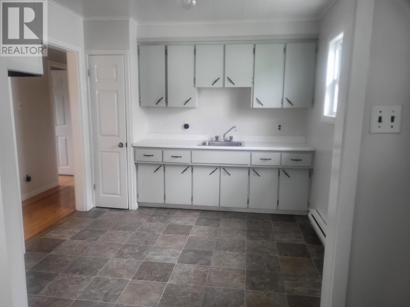 41 Swans Road, Placentia, Newfoundland & Labrador  A0B 2Y0 - Photo 3 - 1287124