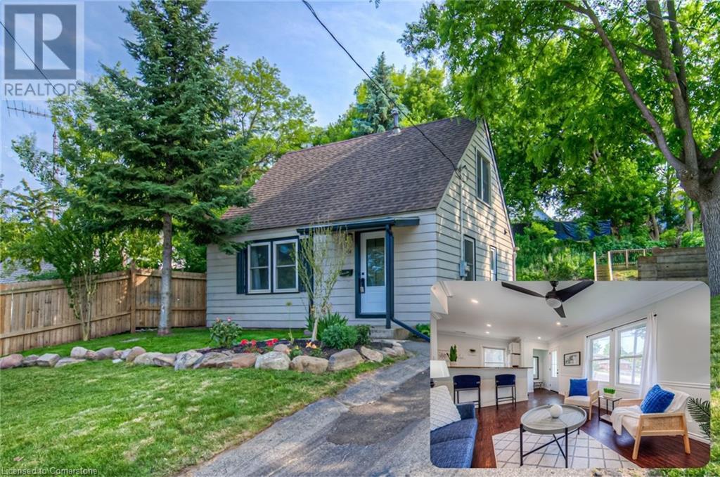 Property at 44 DUNDAS Street E image 1