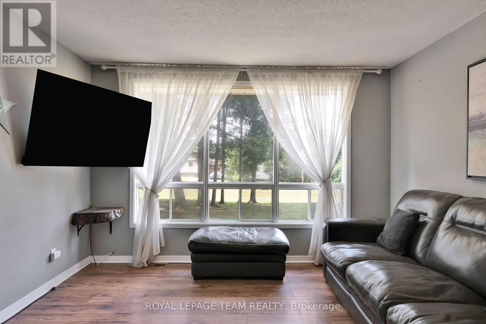 9061 County Rd 44 Road, Edwardsburgh/cardinal, Ontario  K0E 1X0 - Photo 11 - X12287298