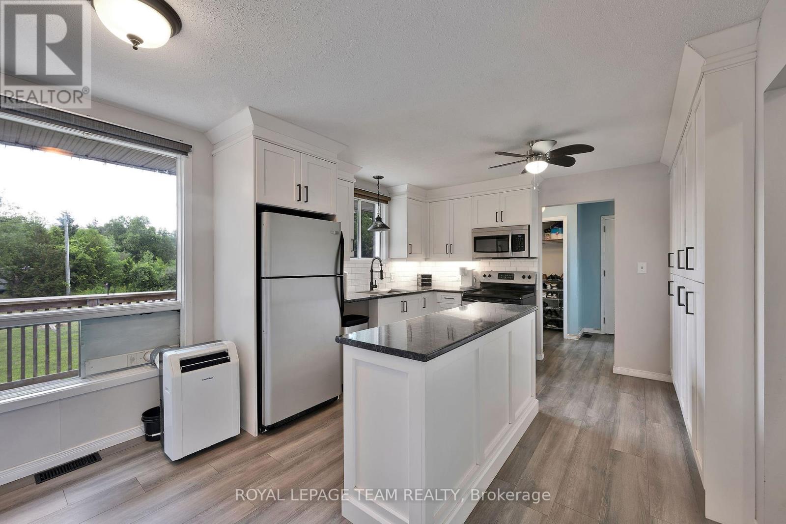9061 County Rd 44 Road, Edwardsburgh/cardinal, Ontario  K0E 1X0 - Photo 19 - X12287298