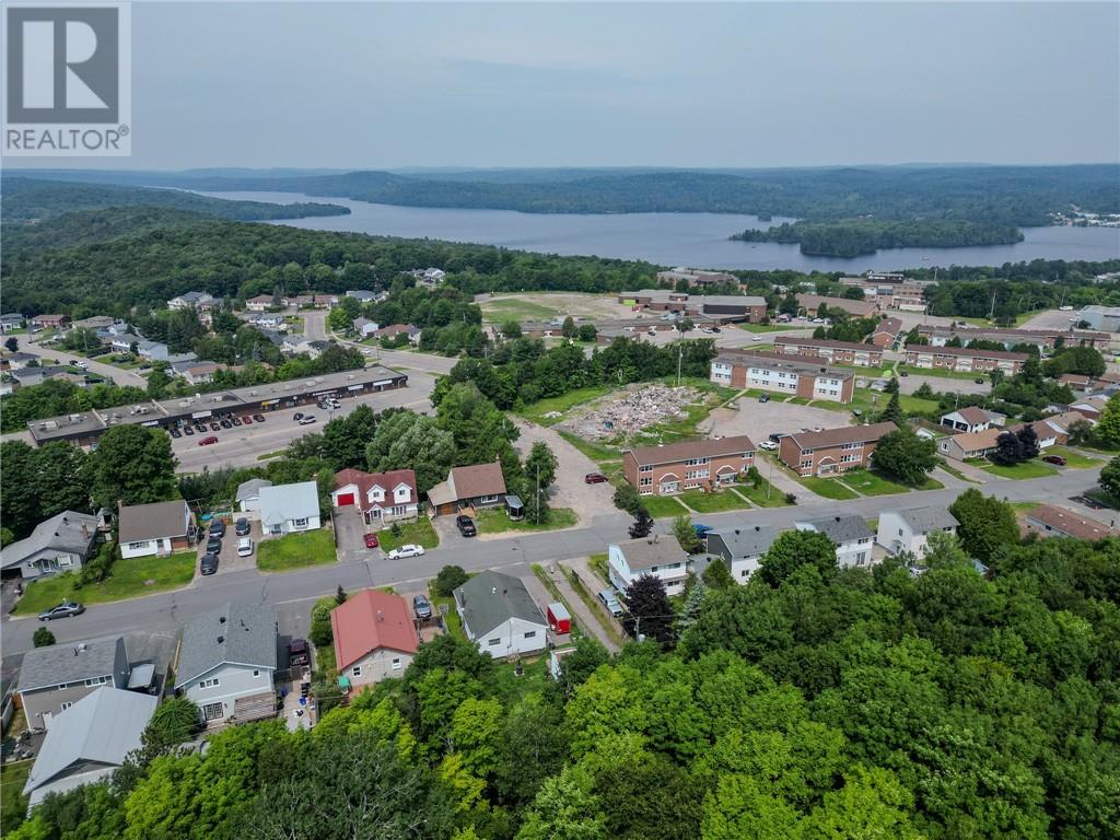 31 Hirshhorn Avenue, Elliot Lake, Ontario  P5A 1P3 - Photo 26 - 2123577