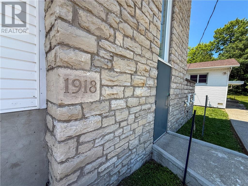 6070 King Street, Manitoulin Island, Ontario  P0P 1S0 - Photo 11 - 2123534