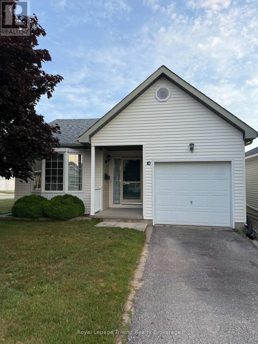 10 Armstrong Drive, Tillsonburg, Ontario  N4G 5T3 - Photo 1 - X12287504