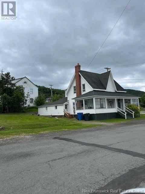 Property at 442 Adelaide Street image 2