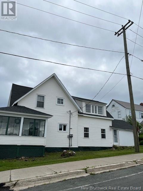 Property at 442 Adelaide Street image 3