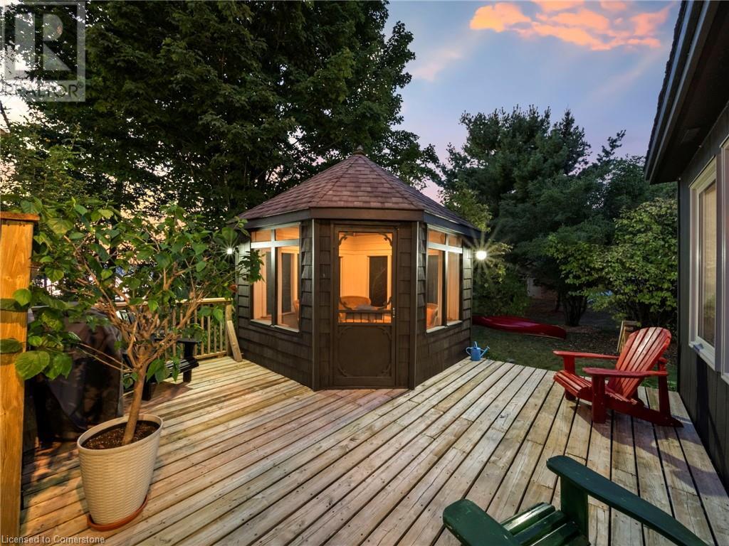 Property at 6 PETHERWIN Place image 4