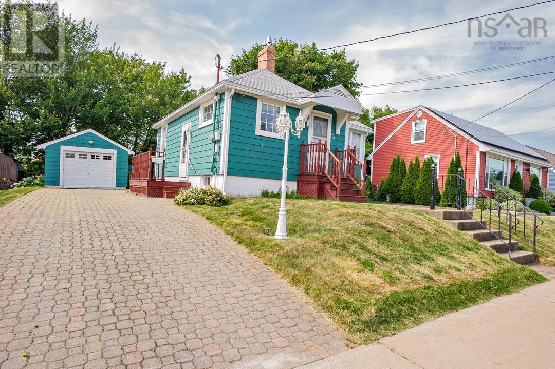 Property at 3 McNeil Street image 1