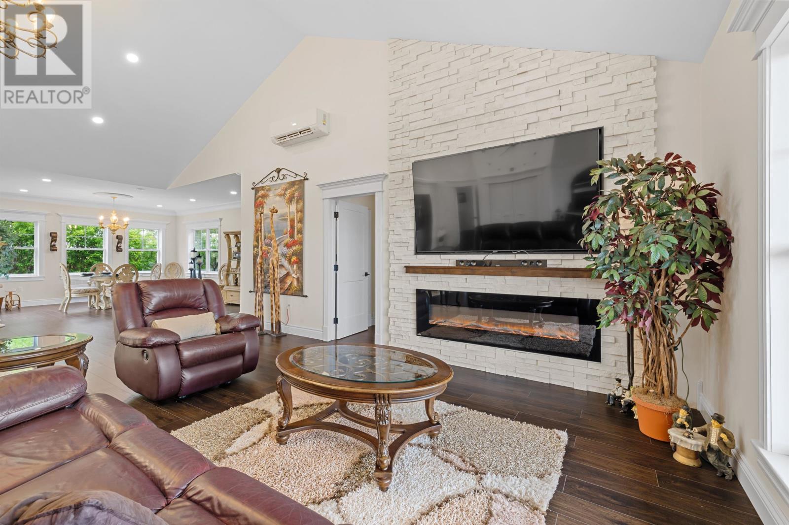 29 Laughlin Street, Miscouche, Prince Edward Island  C0B 1T0 - Photo 15 - 202517747