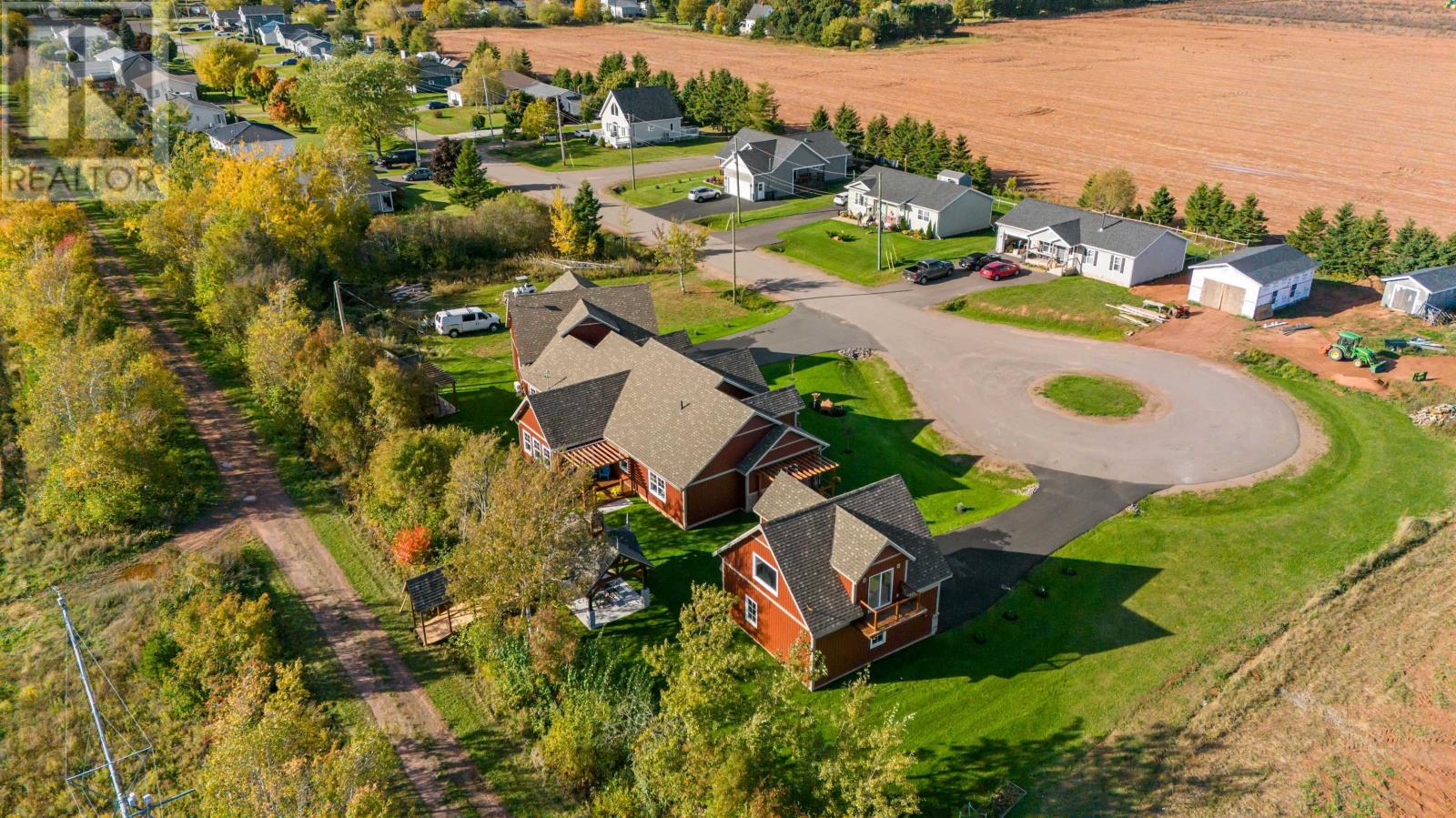29 Laughlin Street, Miscouche, Prince Edward Island  C0B 1T0 - Photo 4 - 202517747