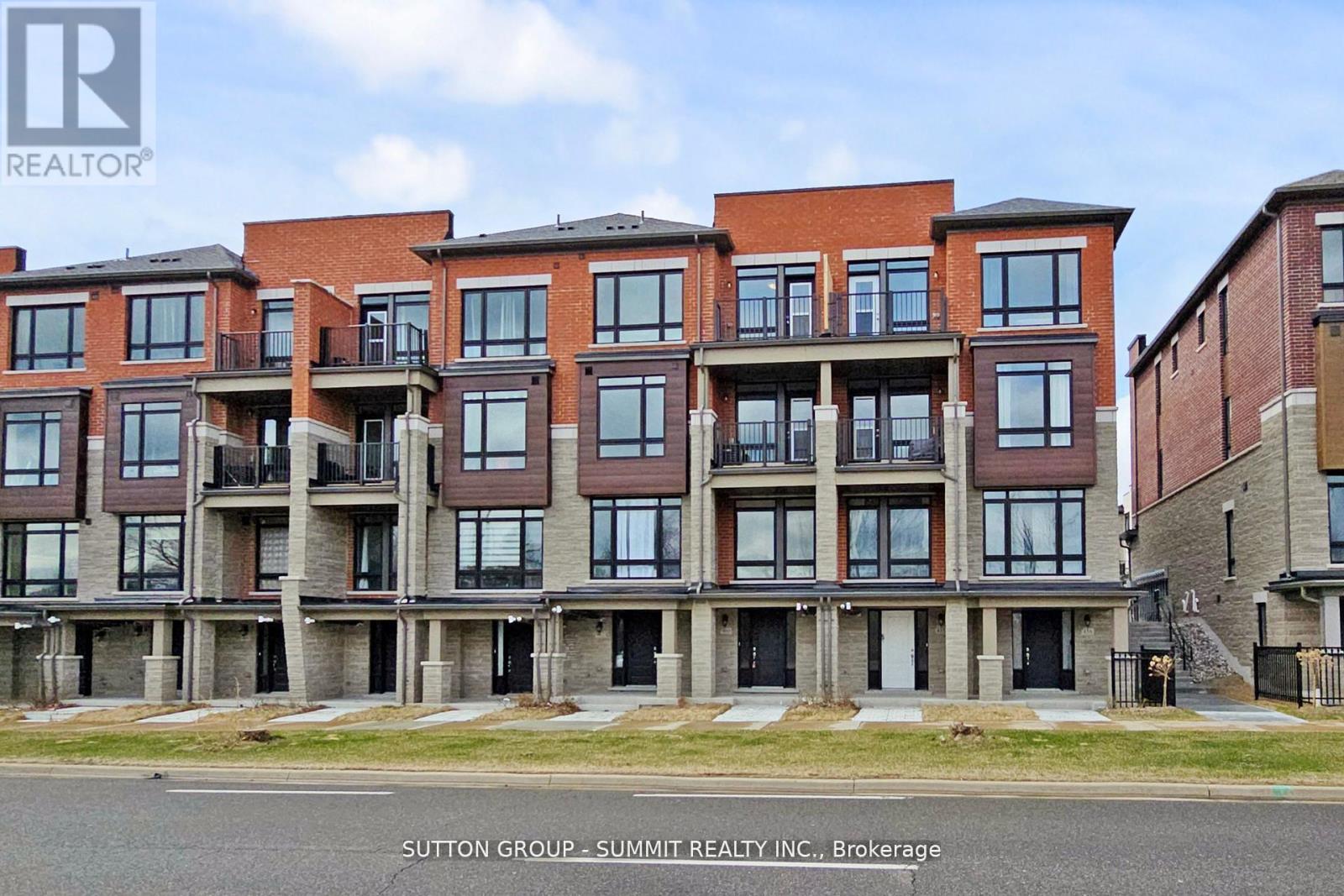 Property at 460 SALEM ROAD S image 3