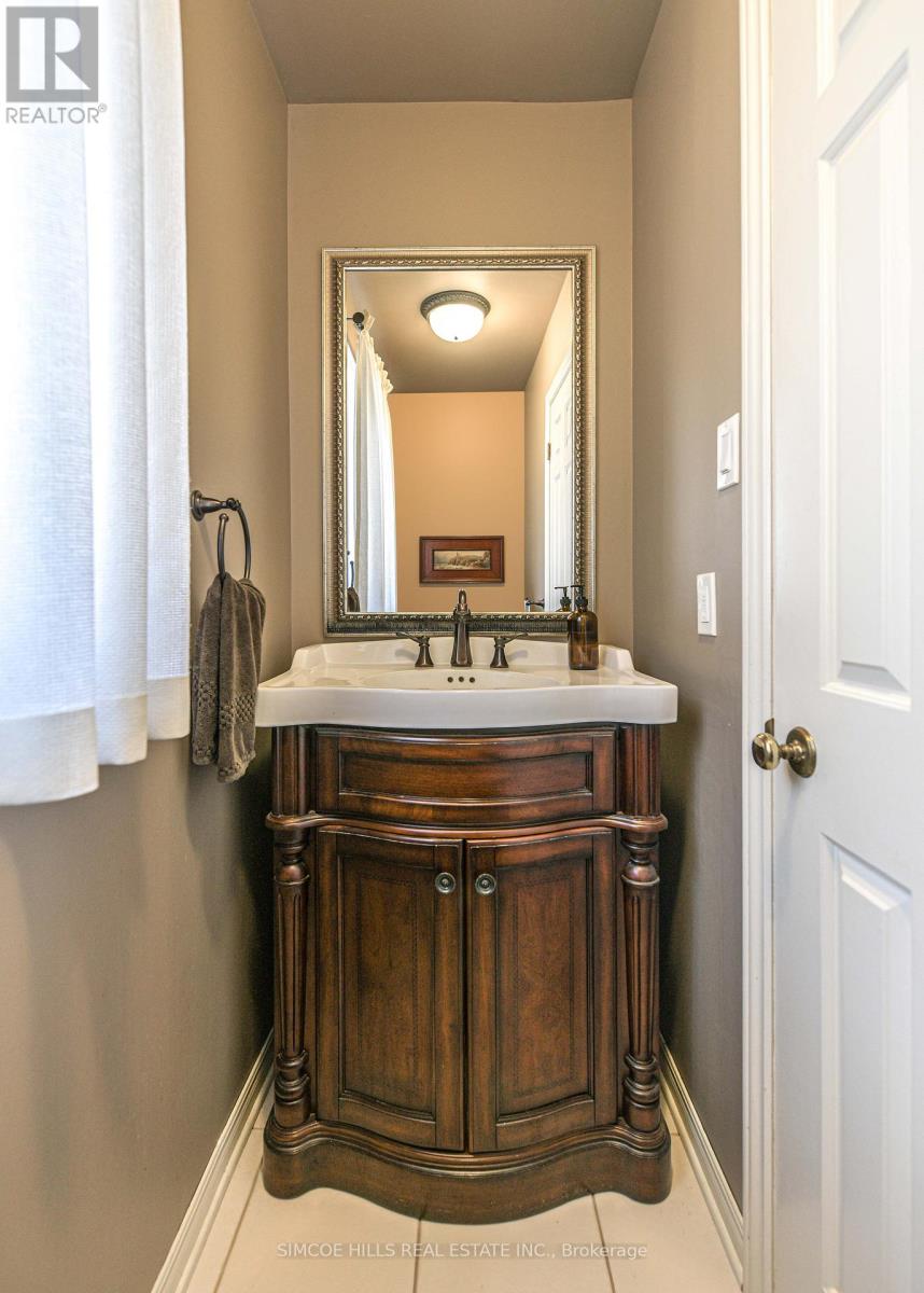 Co - 131 Courtland Street, Ramara, Ontario  L3V 6H7 - Photo 17 - S12287497