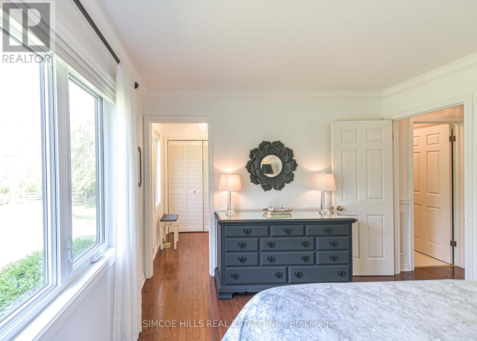 Co - 131 Courtland Street, Ramara, Ontario  L3V 6H7 - Photo 9 - S12287497