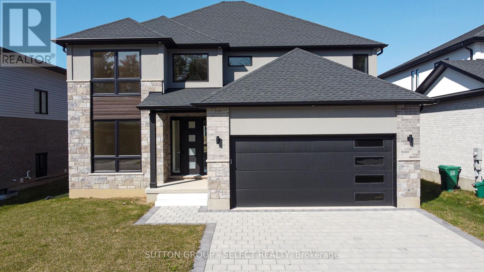88 Optimist Drive, Southwold, Ontario  N5P 3T2 - Photo 1 - X12287572