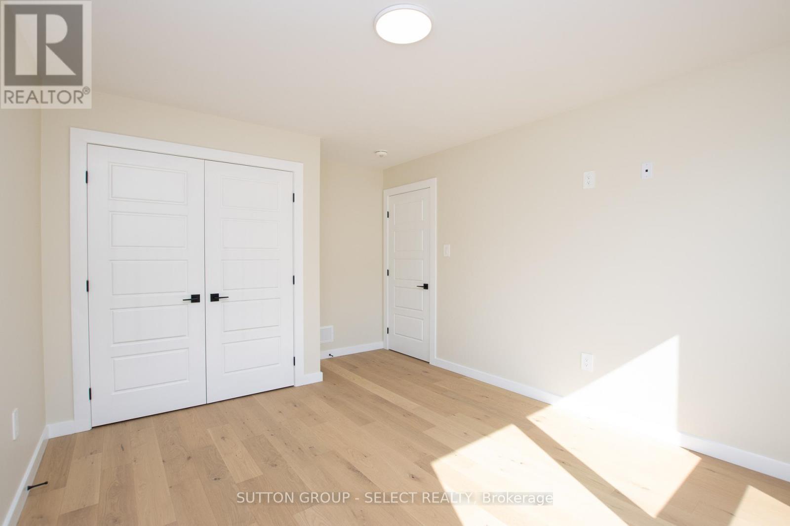 88 Optimist Drive, Southwold, Ontario  N5P 3T2 - Photo 19 - X12287572