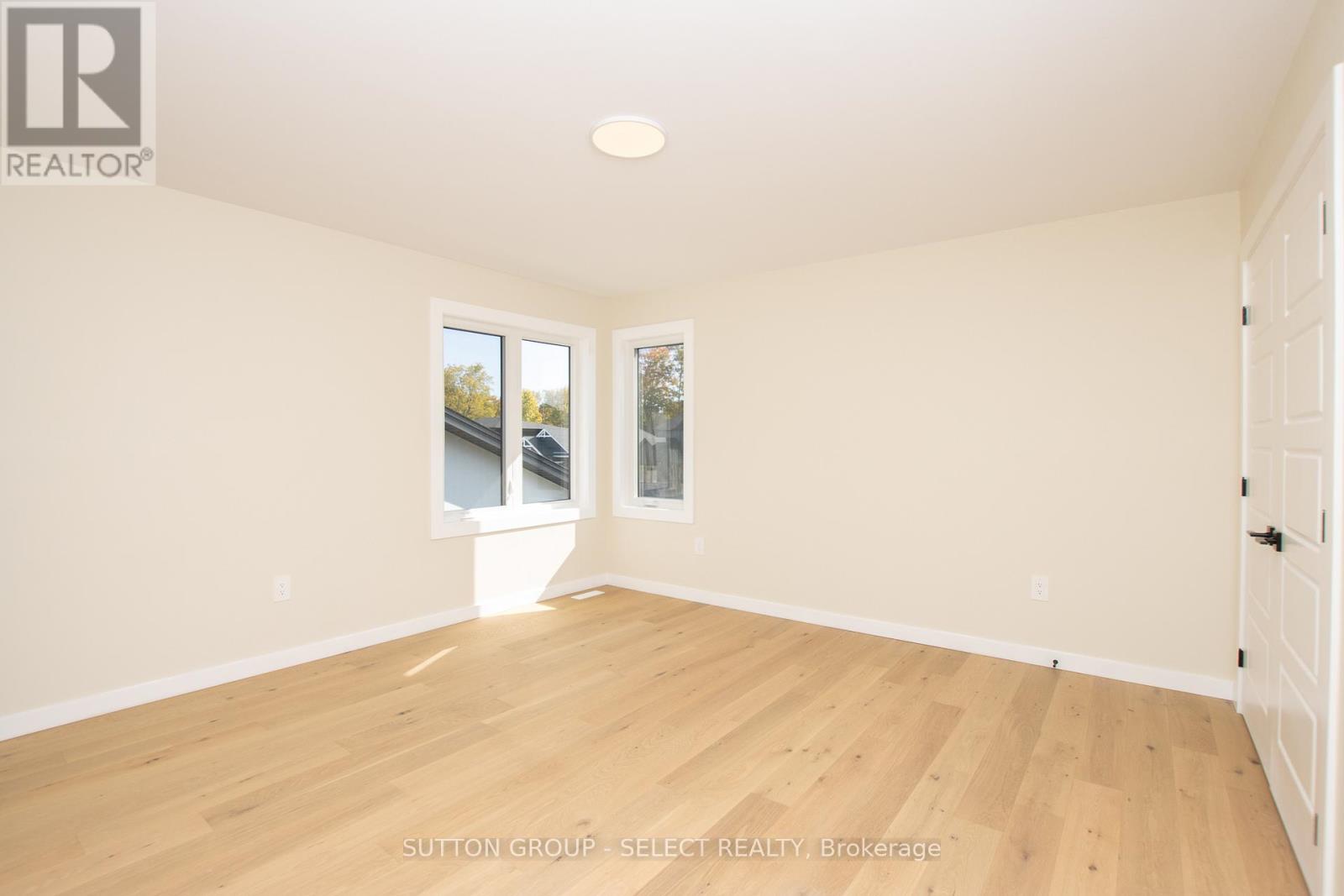 88 Optimist Drive, Southwold, Ontario  N5P 3T2 - Photo 20 - X12287572