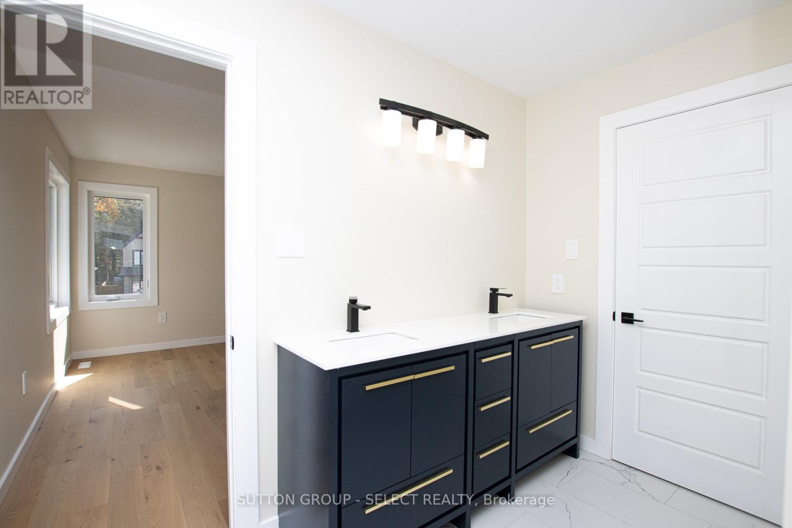 88 Optimist Drive, Southwold, Ontario  N5P 3T2 - Photo 22 - X12287572