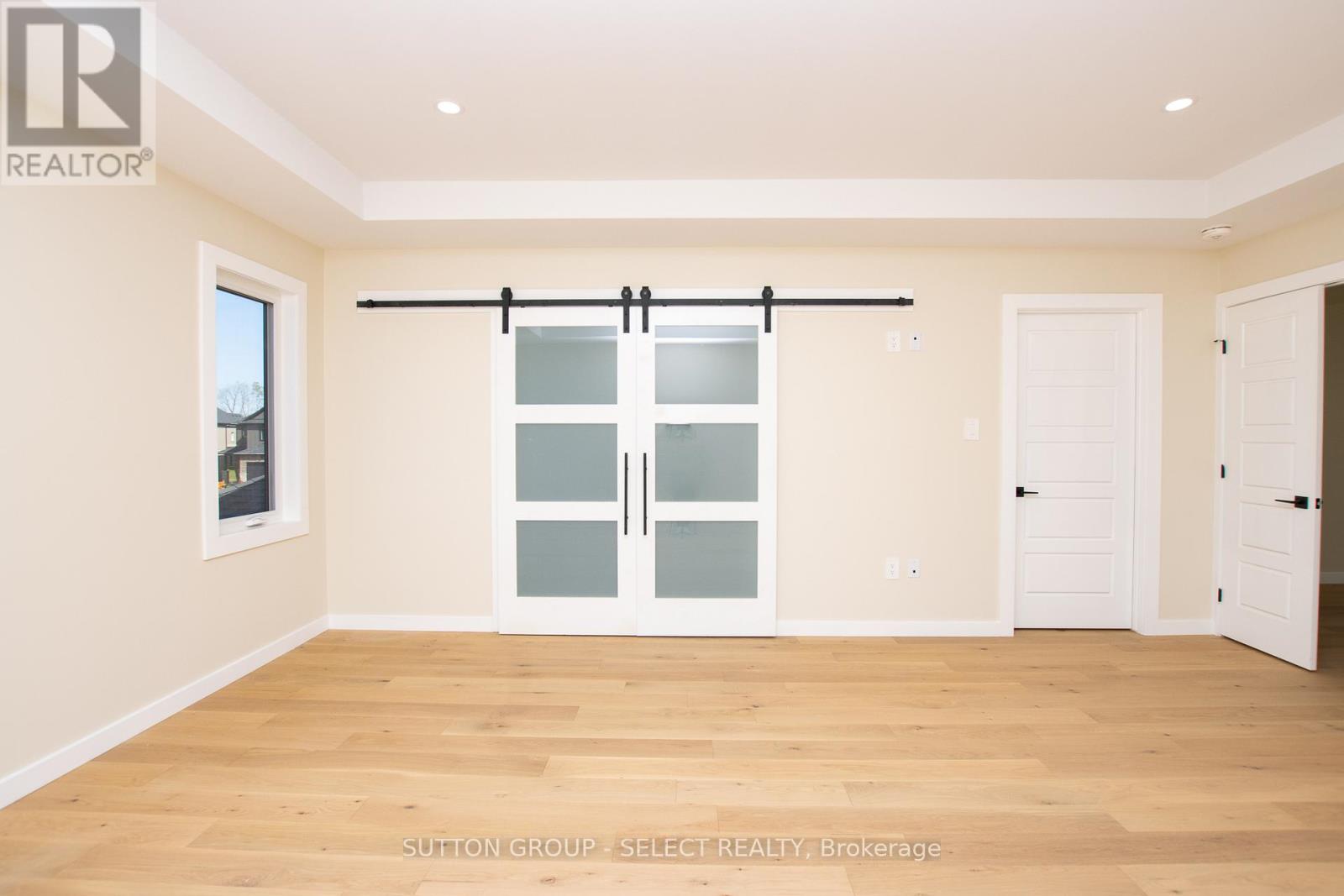 88 Optimist Drive, Southwold, Ontario  N5P 3T2 - Photo 26 - X12287572