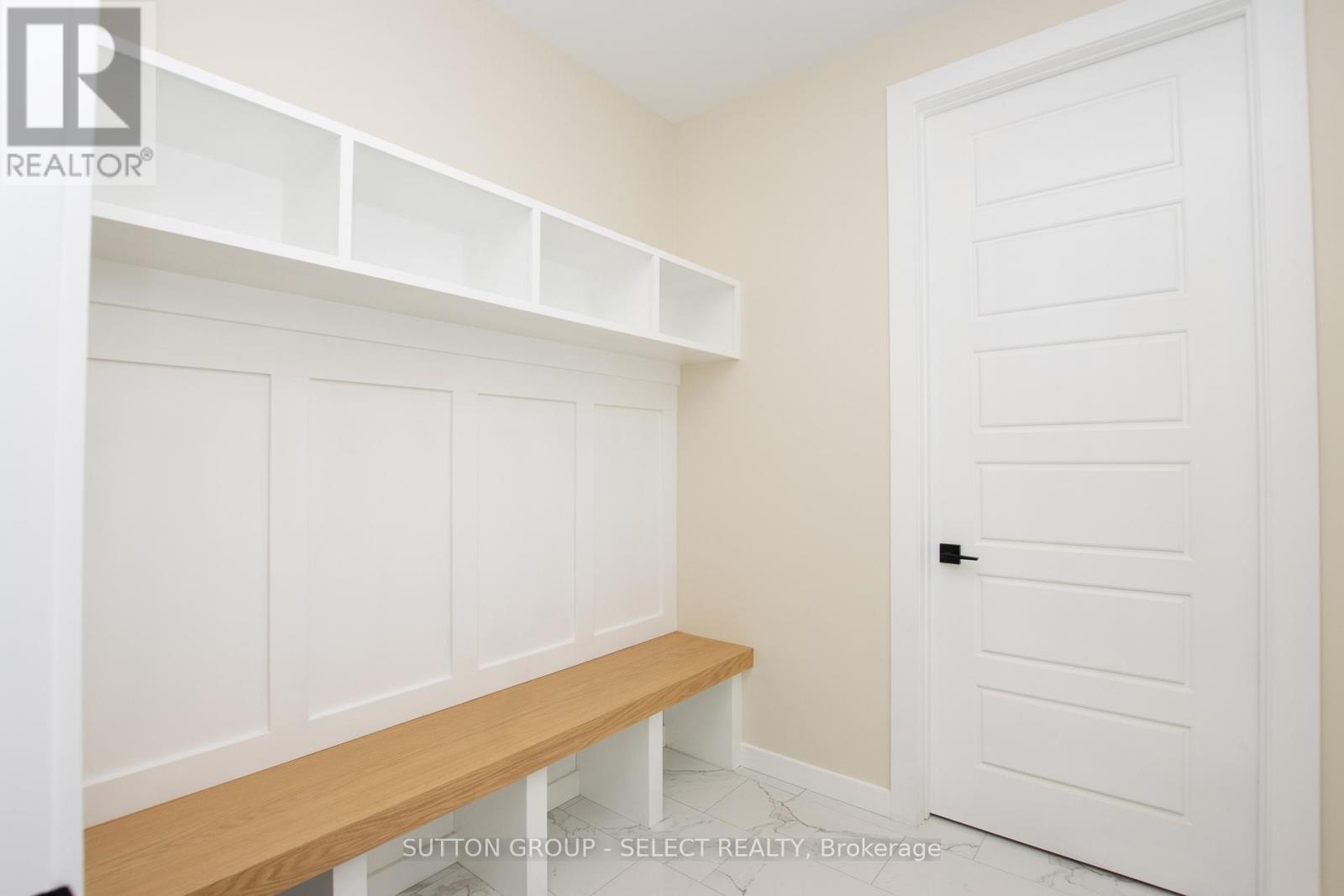 88 Optimist Drive, Southwold, Ontario  N5P 3T2 - Photo 7 - X12287572