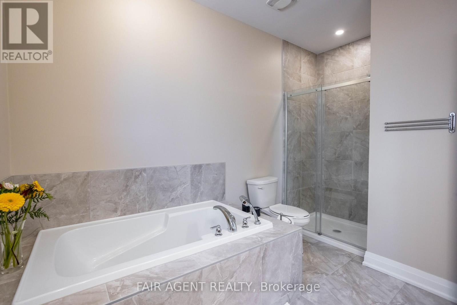 370 Dore Street, Casselman, Ontario  K0A 1M0 - Photo 15 - X12287597