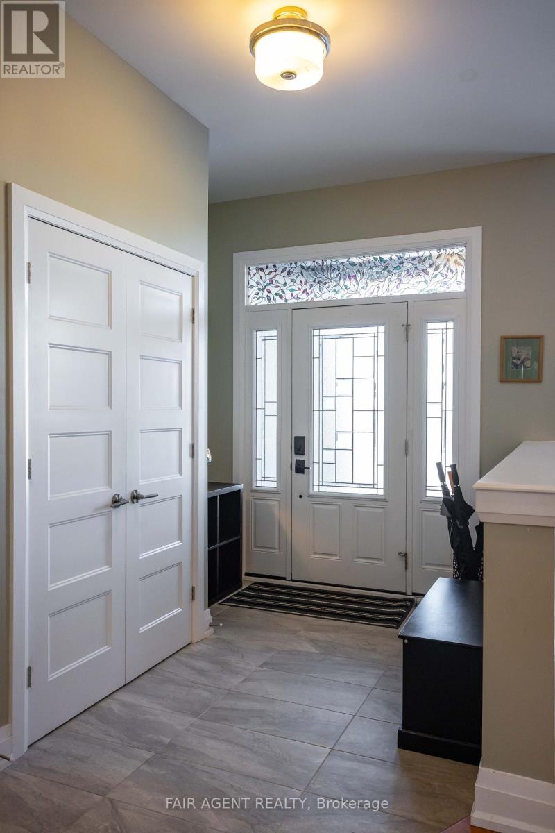 370 Dore Street, Casselman, Ontario  K0A 1M0 - Photo 4 - X12287597