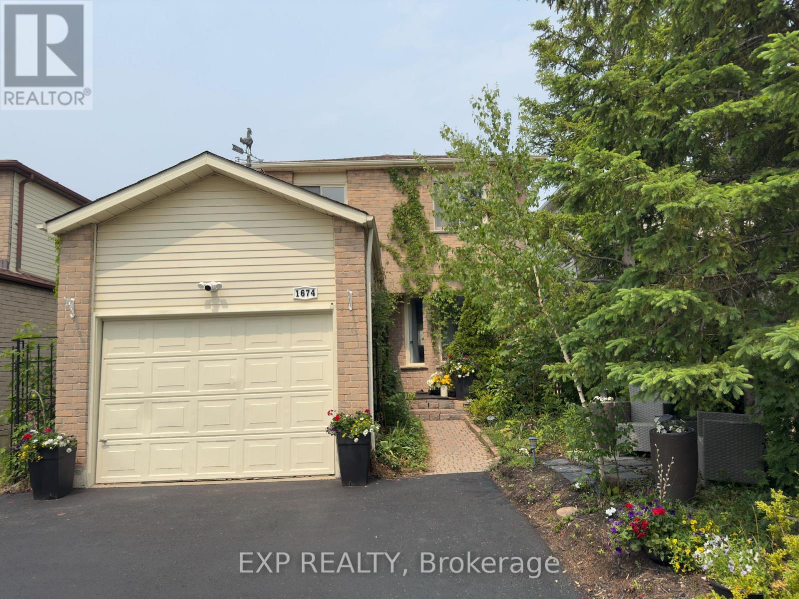 Property at 1674 PRINCELEA PLACE image 1