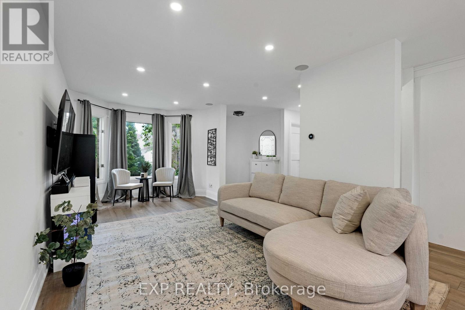 Property at 1674 PRINCELEA PLACE image 4