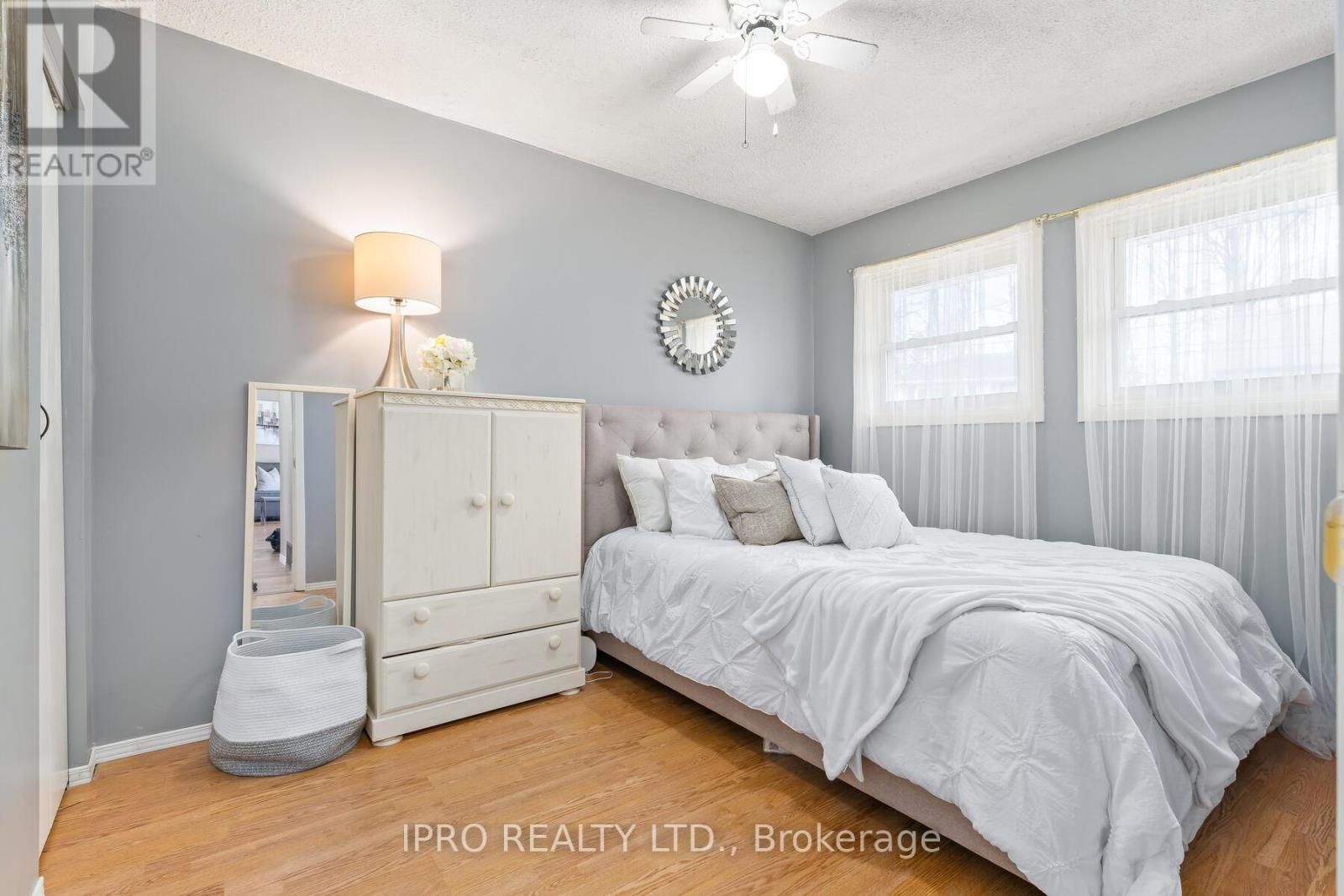 Property at 19 DAYFOOT DRIVE image 5