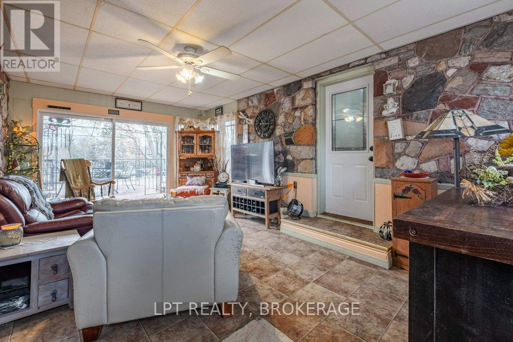 3939 Howes Road, Kingston, Ontario  K0H 2H0 - Photo 18 - X12287591