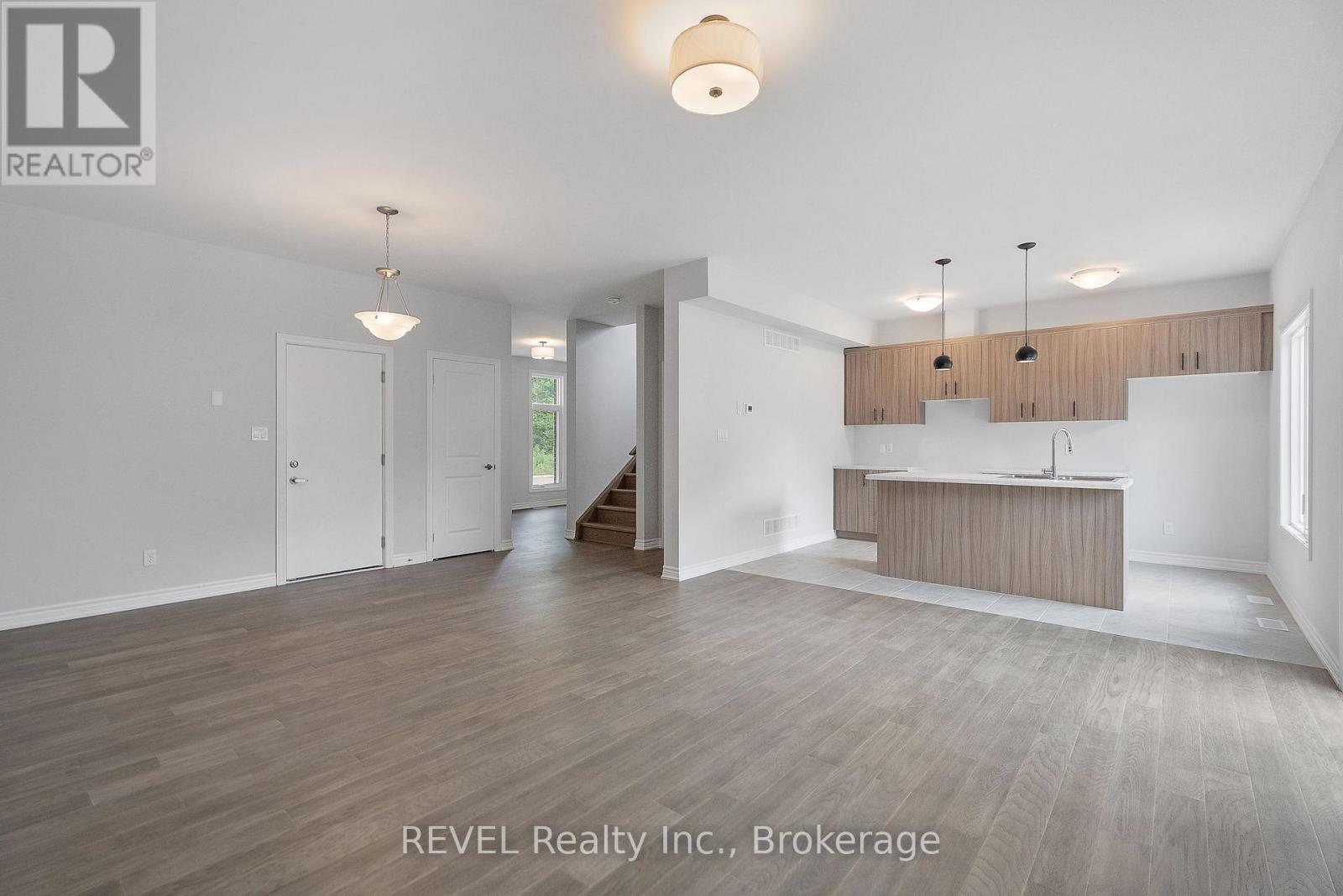 201 Wells Avenue, Fort Erie, Ontario  L0S 1N0 - Photo 10 - X12287608