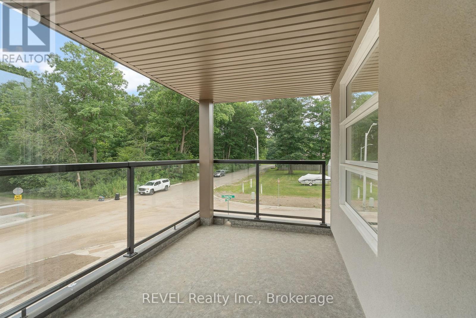 201 Wells Avenue, Fort Erie, Ontario  L0S 1N0 - Photo 22 - X12287608