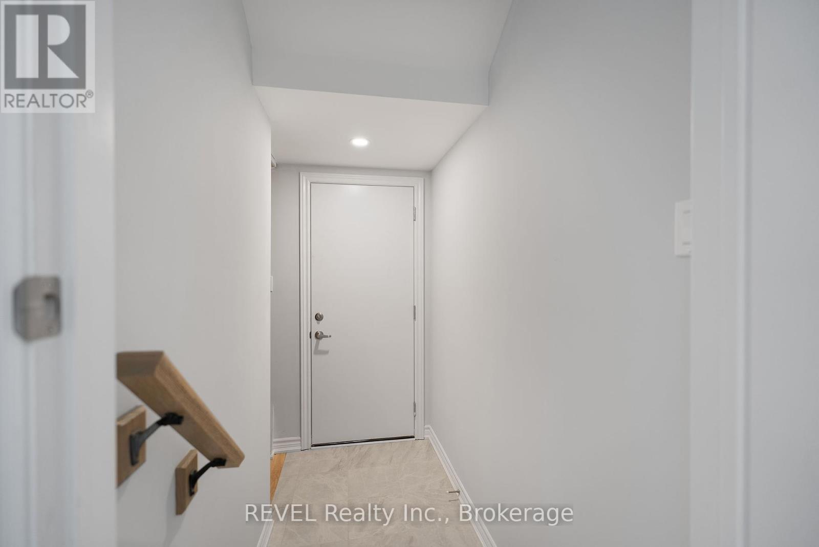 201 Wells Avenue, Fort Erie, Ontario  L0S 1N0 - Photo 28 - X12287608