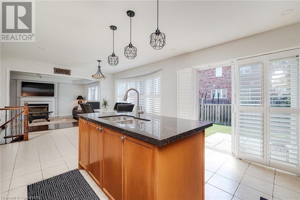 Property at 951 COUSENS Terrace image 5
