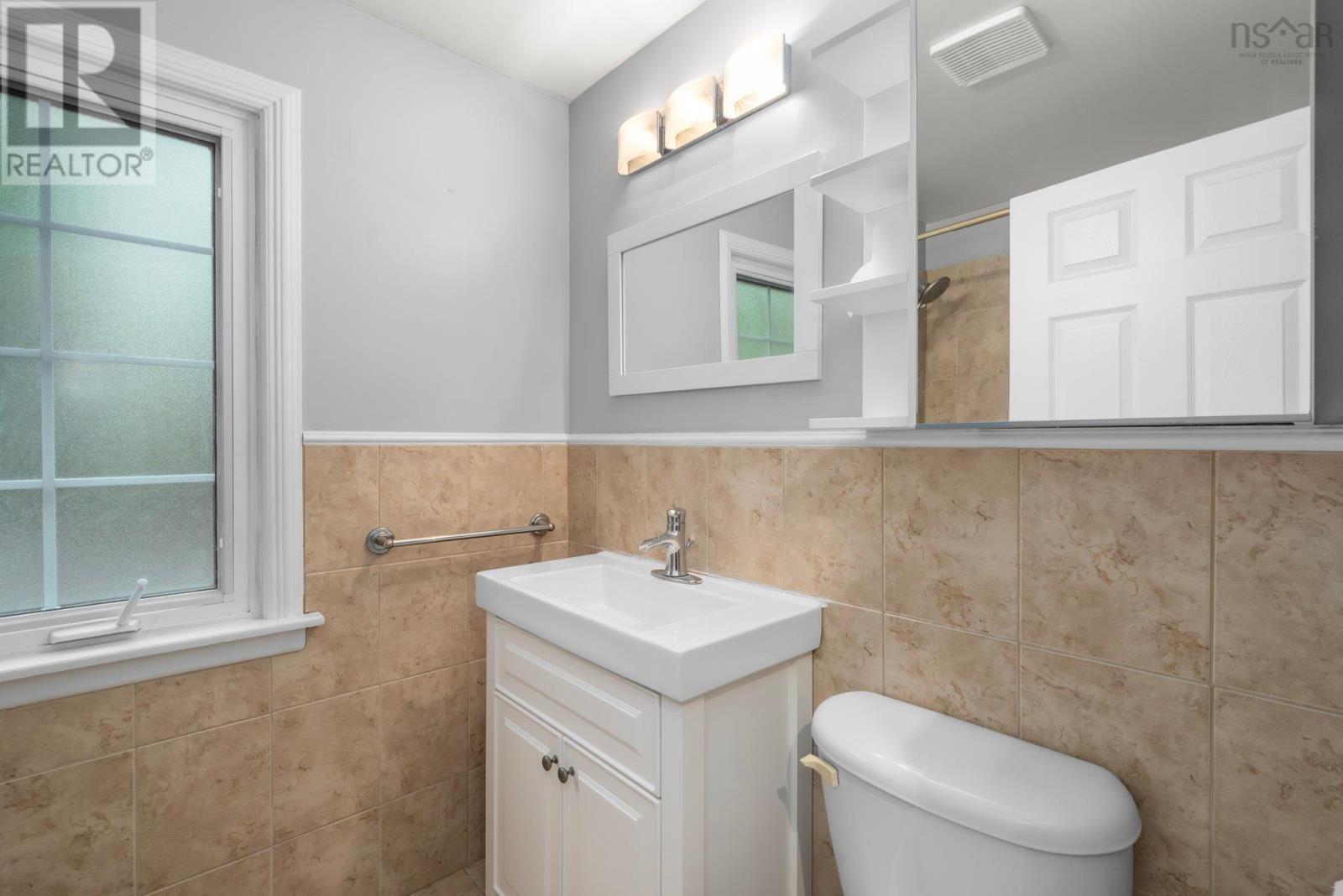 3549-3551 Claremont Street, Halifax, Nova Scotia  B3L 3L9 - Photo 27 - 202514404