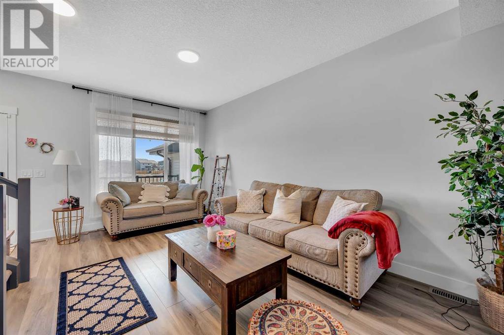 Property at 125 Heartland Street image 3