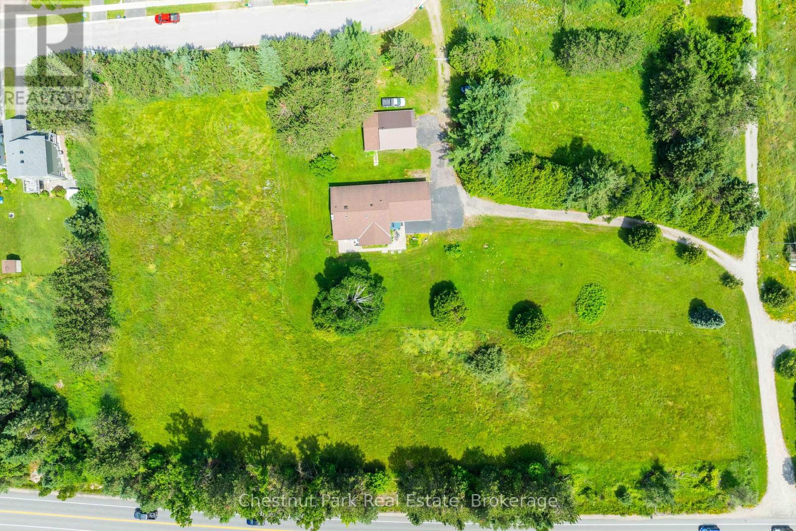 8 Dandelion Lane, Bracebridge, Ontario  P1L 1W8 - Photo 3 - X12287569