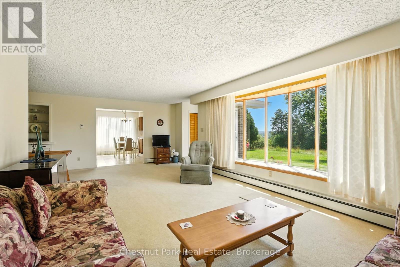 8 Dandelion Lane, Bracebridge, Ontario  P1L 1W8 - Photo 9 - X12287569