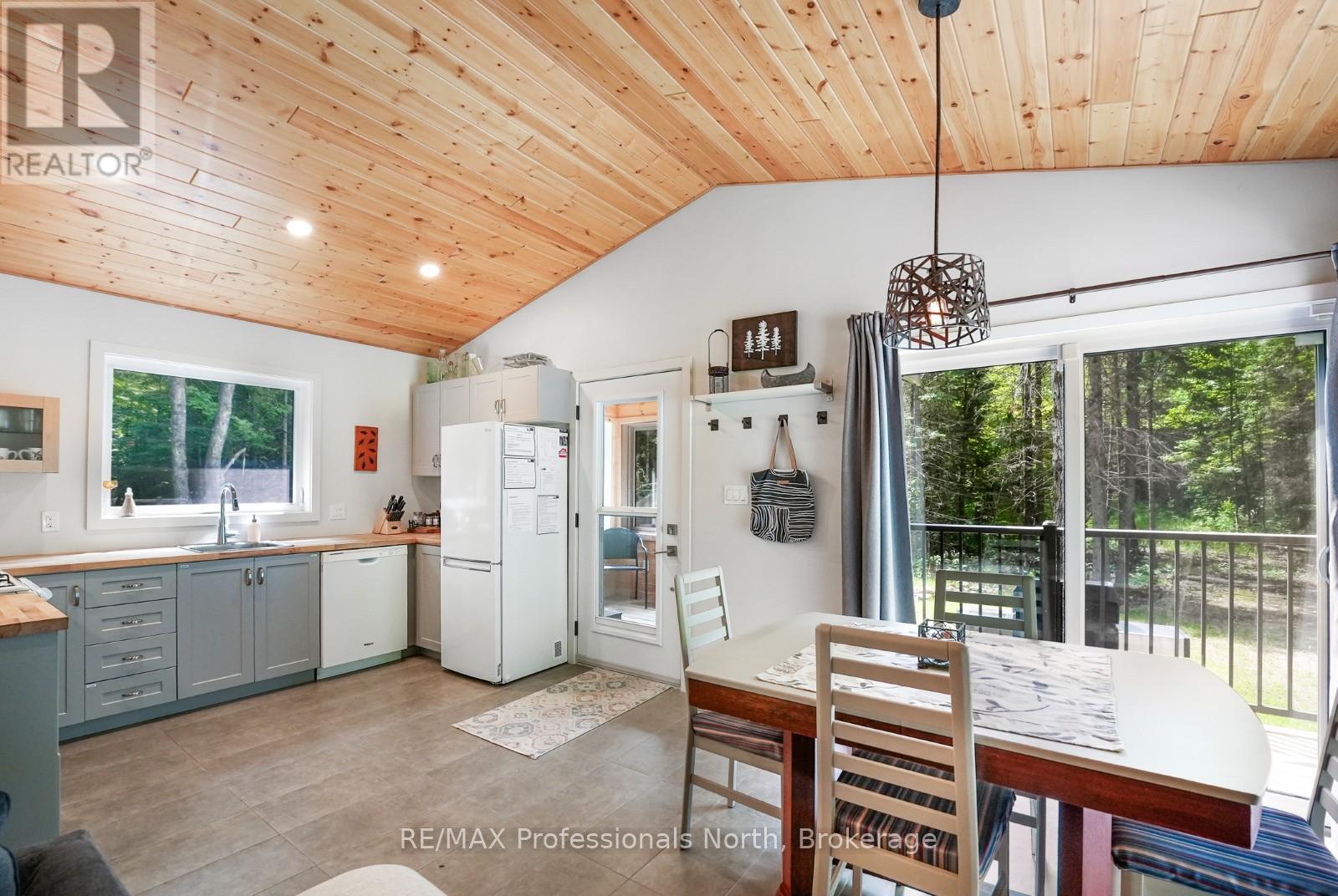 1462 Minnicock Lake Road, Highlands East, Ontario  K0M 1S0 - Photo 12 - X12287579