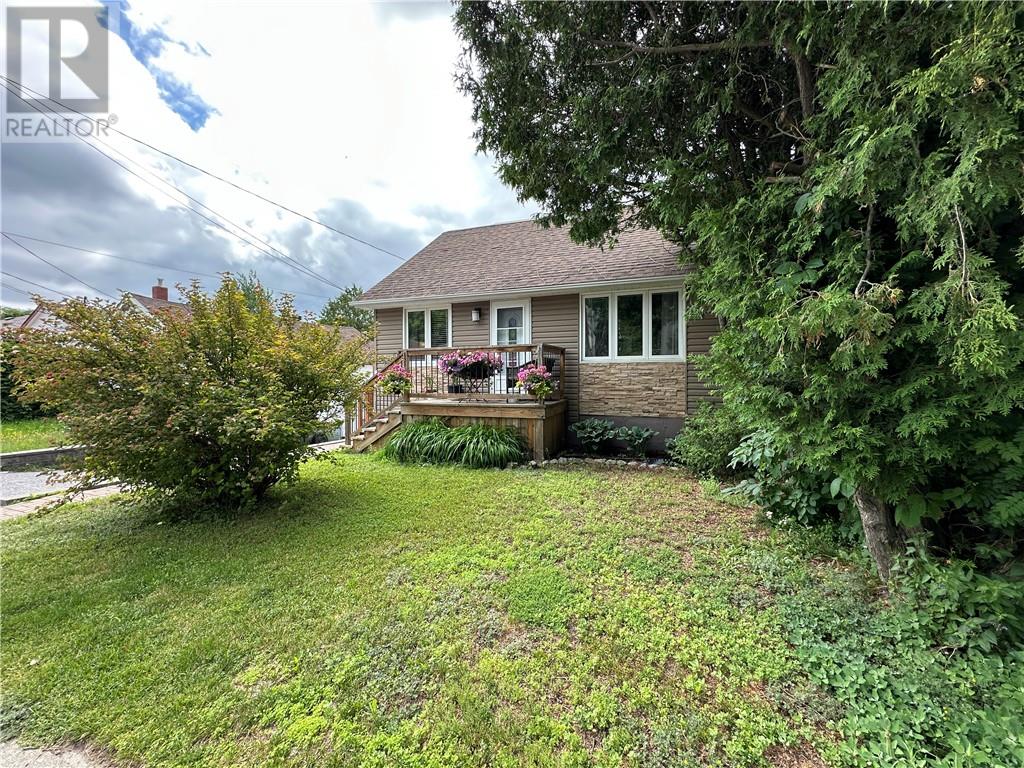 Property at 737 CHARLOTTE Street image 1